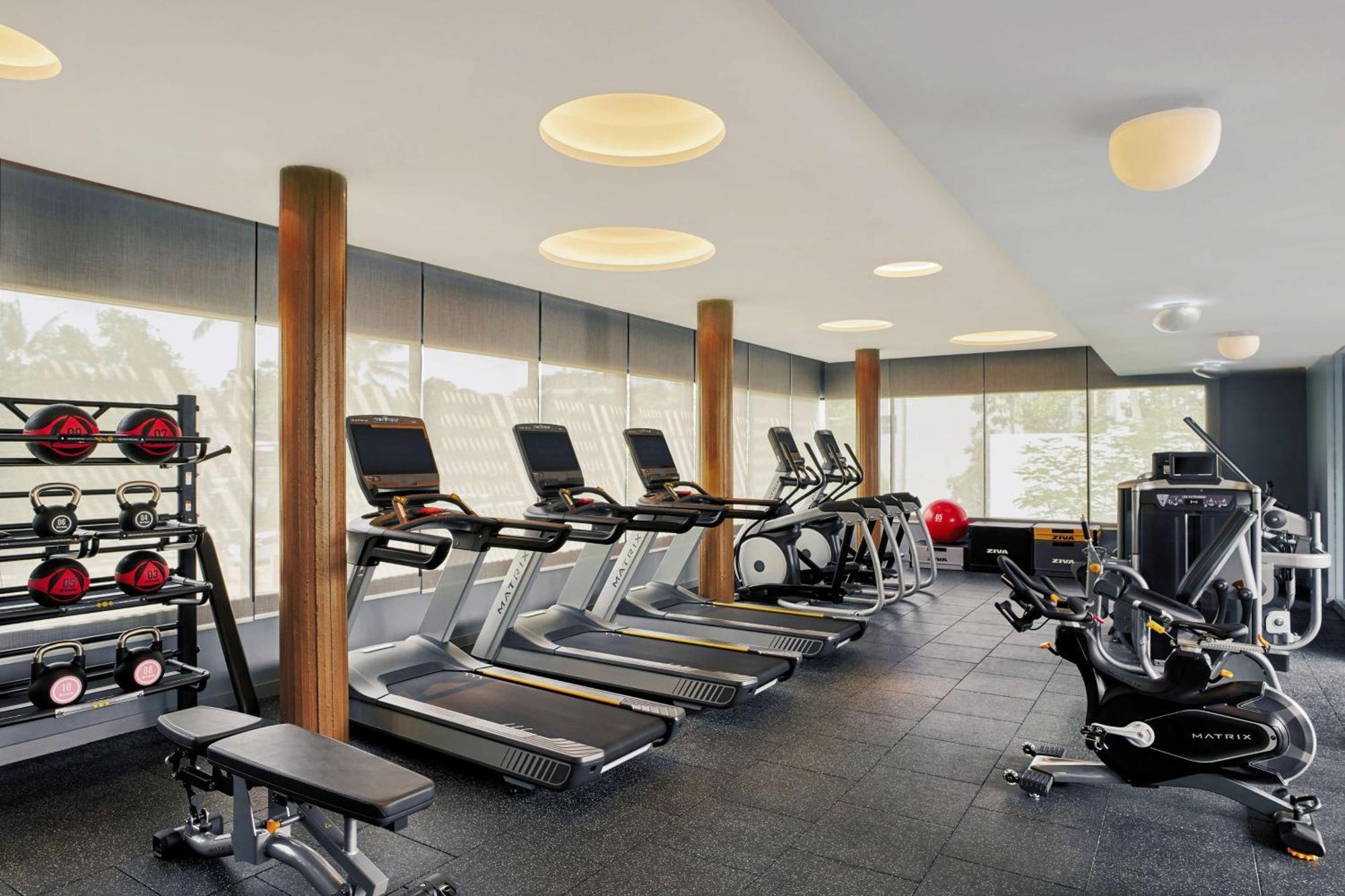 Hyatt Regency Koh Samui Otel Chaweng Plajı Dış mekan fotoğraf The gym at the hotel